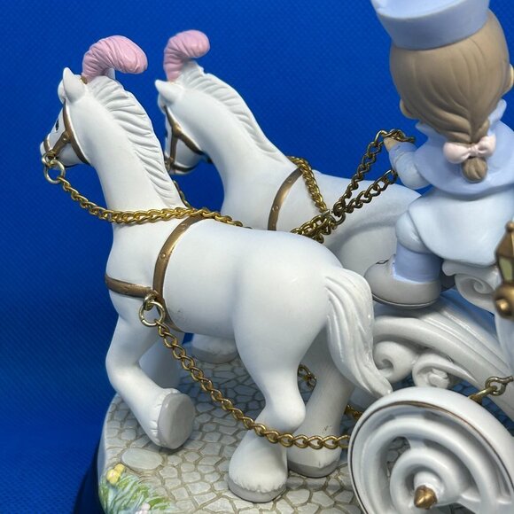 RARE Disney Precious Moments "A Wonderful Dream Come True" musical figurine - Picture 10 of 13